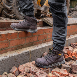 DEWALT / Pasco Leather Mens Safety Boot, Brown, Size 6