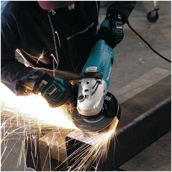 MAKITA / Angle Grinder 2200W 230mm / GA9020